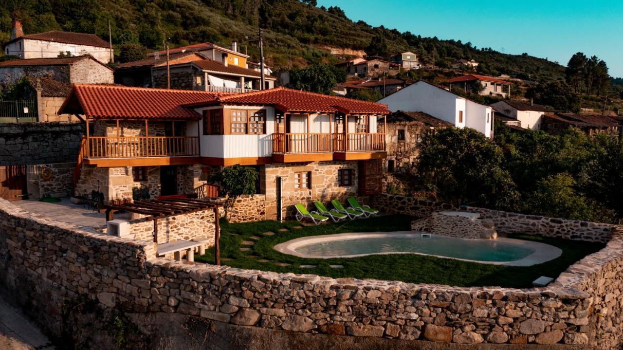 Casa Da Mae - Izei Apartment Chaves Exterior photo